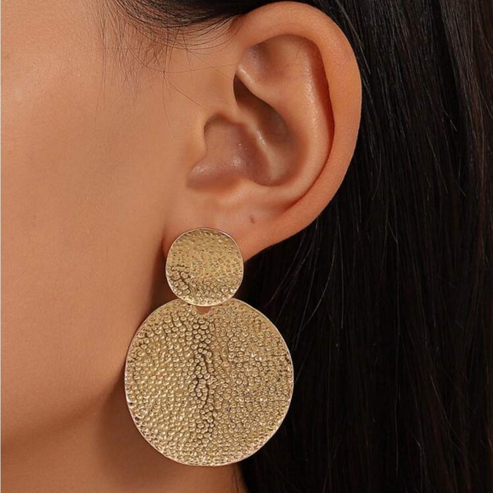 NWOT Anthropologie Gold Hammered Earrings (1015) - Picture 3 of 4